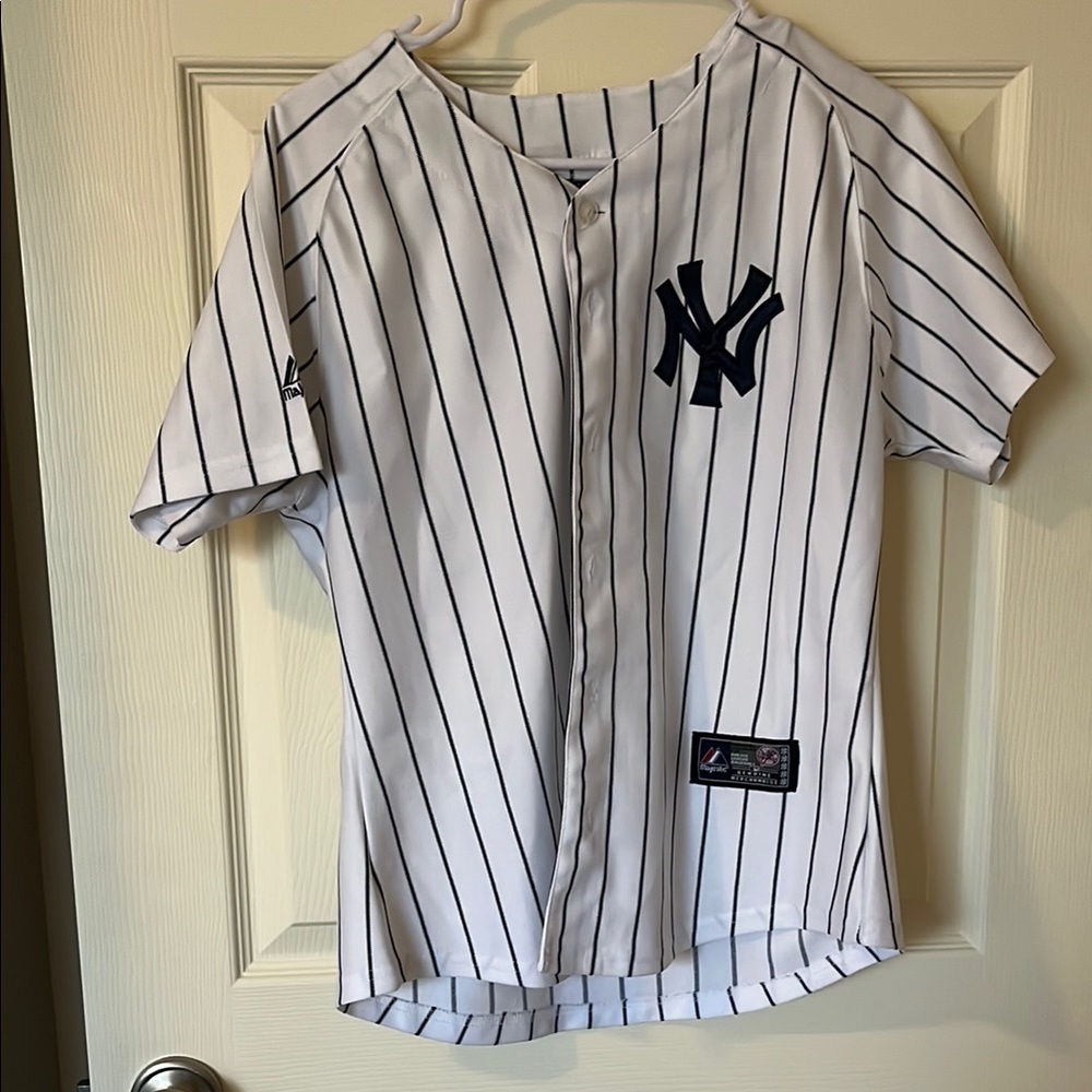 Women’s Yankees Baseball Jersey